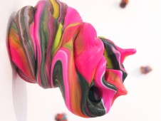 Noeuds - plastique et pigments, 15x10x15cm (x9), 2011