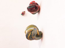 Noeuds - Plastique et pigments, 15x10x15cm (x9), 2011